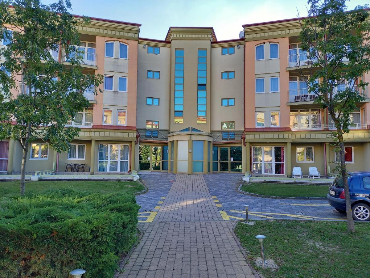 Karos Gold 813 Wellness Apartman Zalakaros Kültér fotó